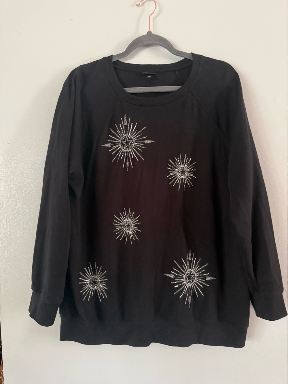 Torrid Cozy Fleece Black Celestial Rhinestone Starburst Raglan Sweatshirt 1X